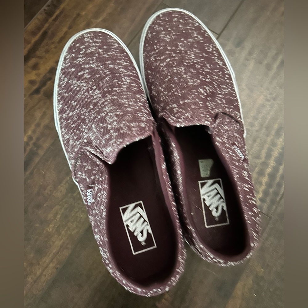 Women’s Vans - maroon with white speckle size 11